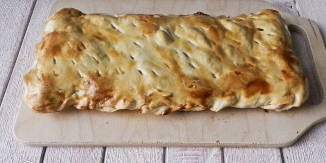 Рецепт пирога из слоеного теста с персиками