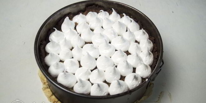 Рецепт пирога с абрикосами и безе