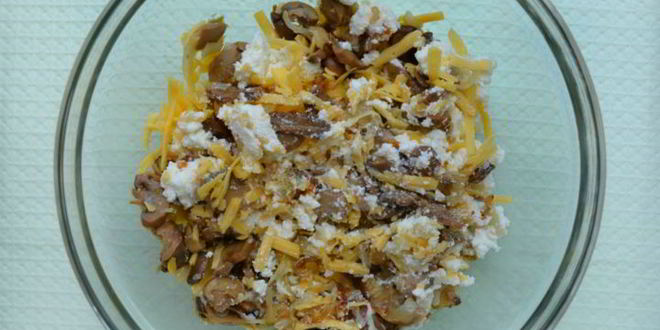 Рецепт пирога с молодым луком и грибами