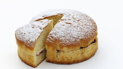 Рецепт Пирога с вареньем в мультиварке