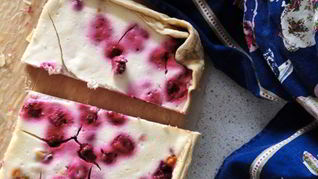 Рецепт Сладкого сметанного пирога с ягодами