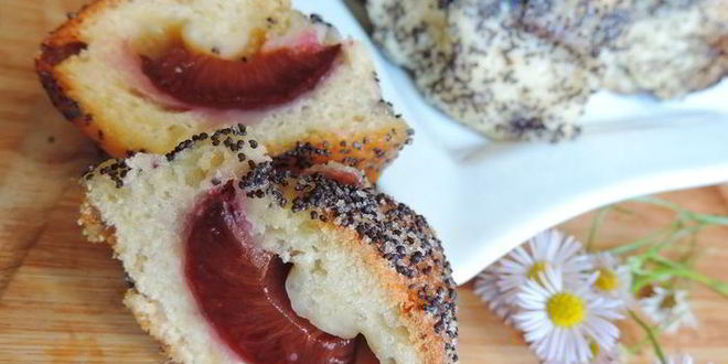 Рецепт сливового пирога дружная семейка