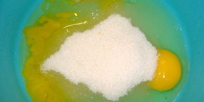 Рецепт творожного пирога с персиками