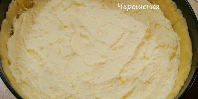 Рецепт творожного пирога с персиками