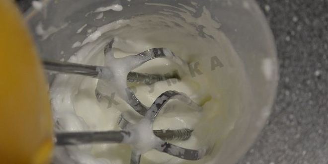 Рецепт творожного пирога со сметаной и ванилью