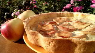 Рецепт Яблочного пирога со сметанной заливкой