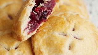 Рецепт Клюквенно-яблочных пирожки