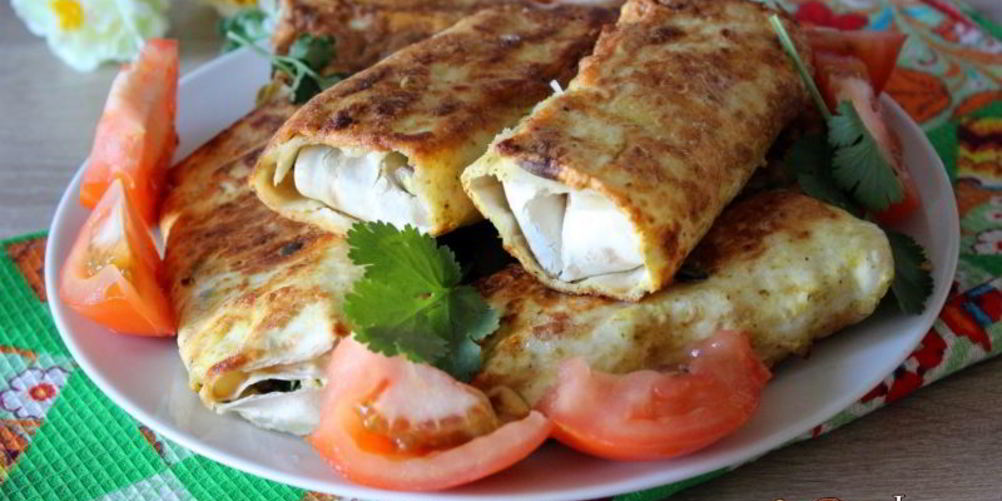 Как приготовить пирожки из лаваша с зеленым луком и яйцом