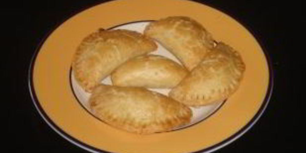 Как приготовить пирожки с сыром и медом