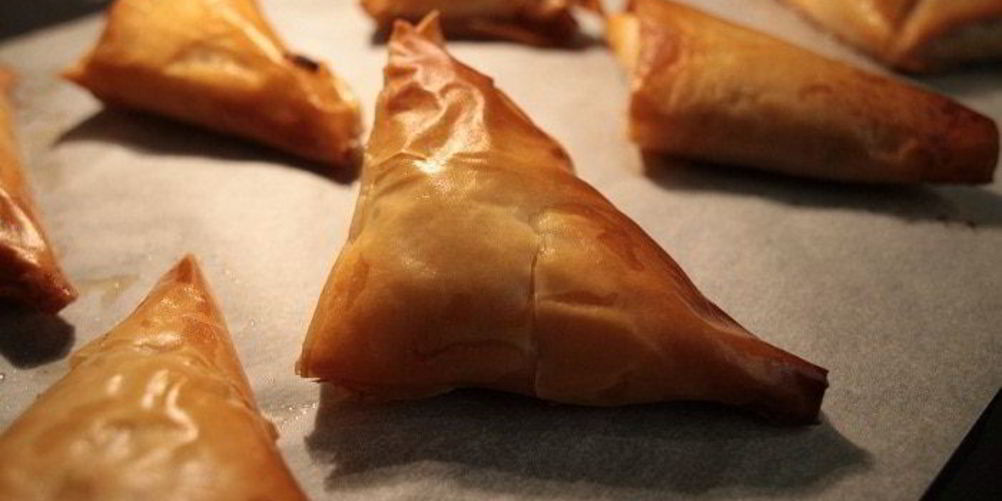 Как приготовить пирожки с тыквой, изюмом и фетой