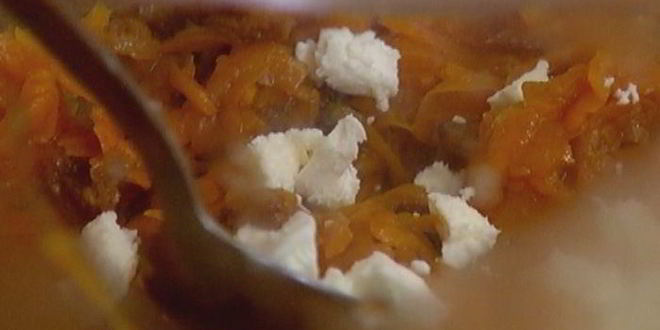 Рецепт пирожков с тыквой, изюмом и фетой