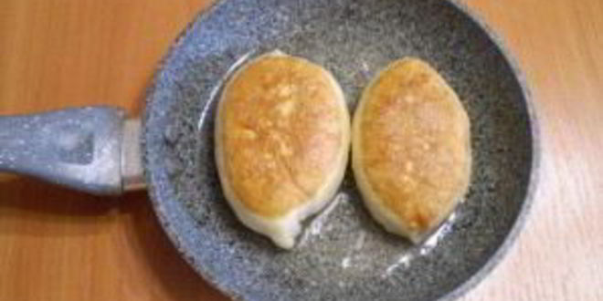 Рецепт пирожков с вишней жареные