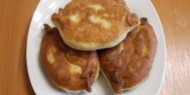 Рецепт пирожков с вишней жареные