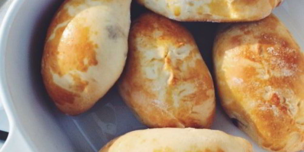 Как приготовить пирожки с ягодами