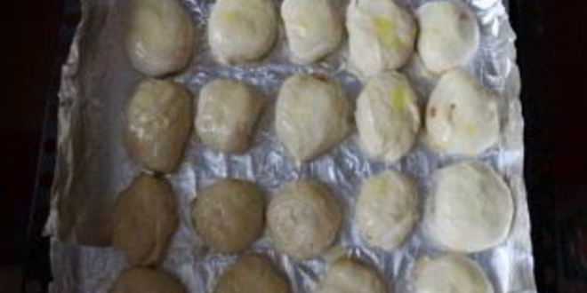 Рецепт пирожков со сливой из дрожжевого теста