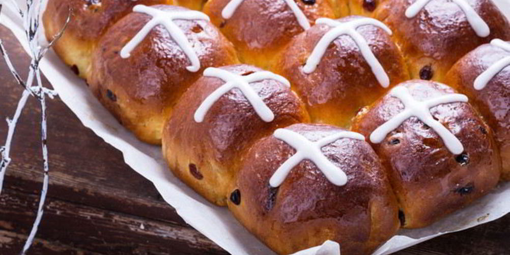 Как приготовить сладкие пирожки с изюмом в духовке