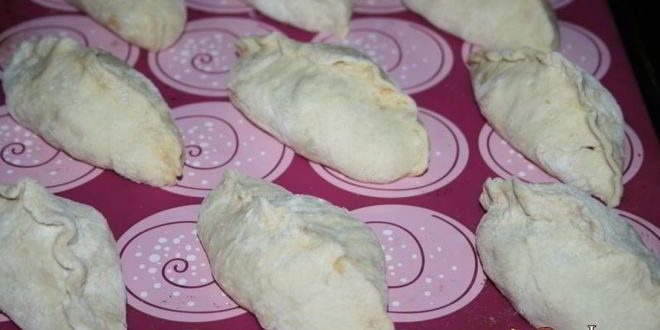 Рецепт сладких пирожков с капустой