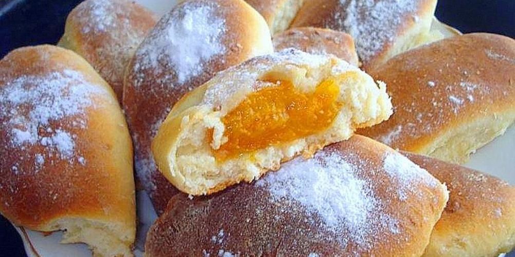 Как приготовить сладкие пирожки с вареньем в духовке