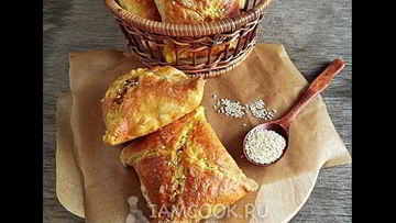 Рецепт Слоеных пирожков с мясом и грибами
