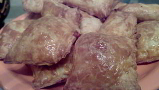 Рецепт Слоеных пирожков с семгой