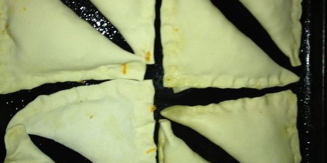 Рецепт слоеных пирожков с тыквой и репчатым луком