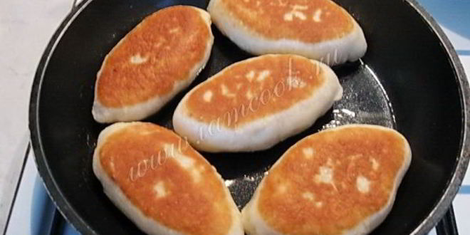 Рецепт жареных пирожков с мясом и грибами