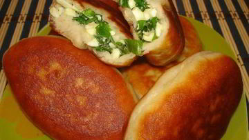 Рецепт Жареных пирожков с яйцом и луком