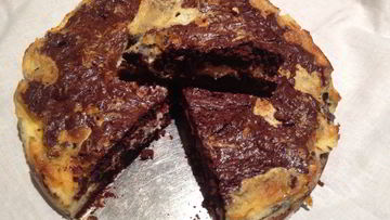 Рецепт Брауни со сливочным сыром и малиной