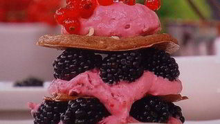 Рецепт Ежевичного пирожного