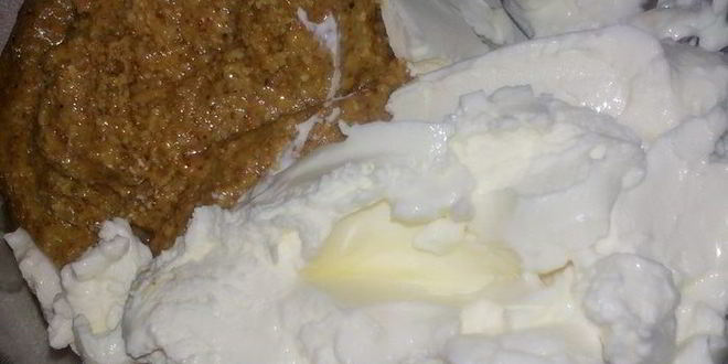 Рецепт миндальных пирожных с творожно-марципановой прослойкой