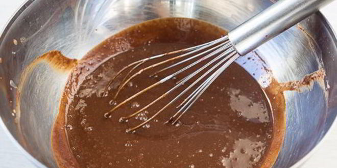 Рецепт муссового пирожного с шоколадом и маракуйей