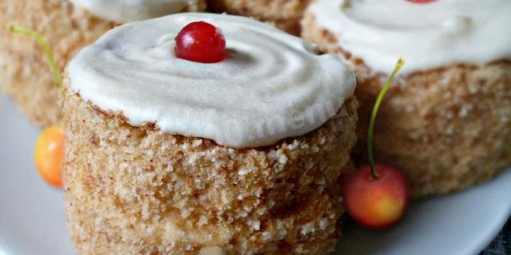 Как приготовить пирожное бисквитное со сливочным кремом