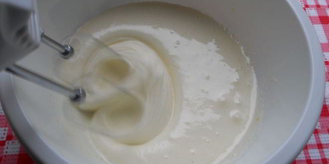 Рецепт пирожного брауни с мятой и творожной прослойкой