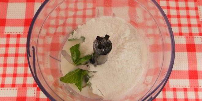 Рецепт пирожного брауни с мятой и творожной прослойкой