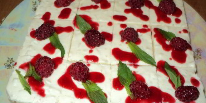 Рецепт пирожного малина на снегу