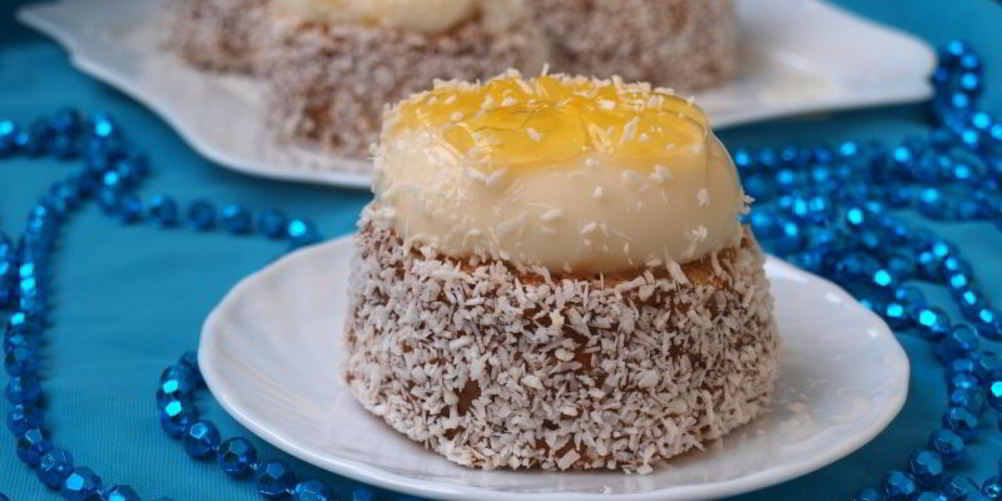 Как приготовить пирожное цветы под снегом