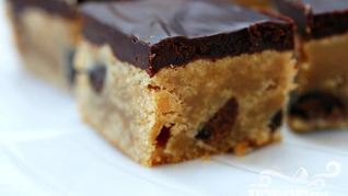 Рецепт Шоколадных пирожных с арахисовым маслом и орехами пекан