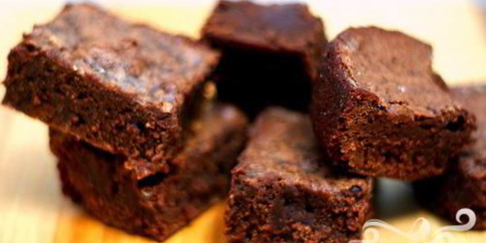 Как приготовить шоколадные пирожные с корицей и кардамоном