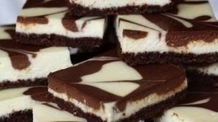 Рецепт Шоколадных пирожных со сливочным сыром