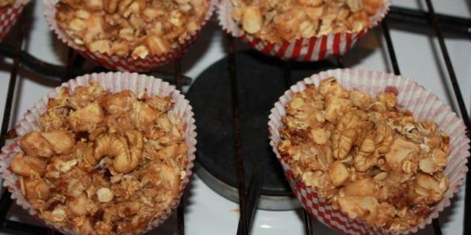 Рецепт яблочно-финикового пирожного