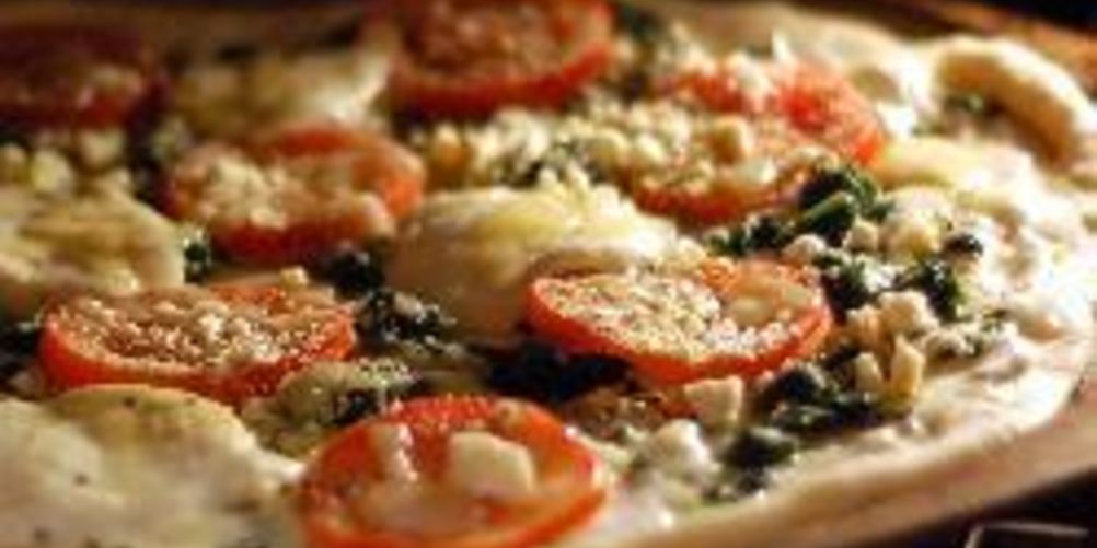 Как приготовить быструю пиццу с моцареллой