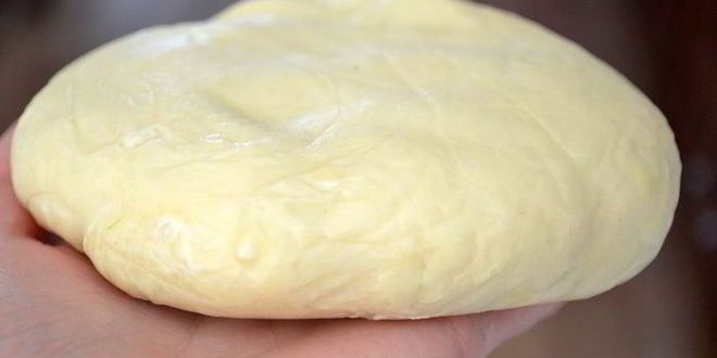 Рецепт чесночной пиццы с моцареллой