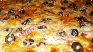 Рецепт Домашней пиццы Пепперони на дрожжевом тесте