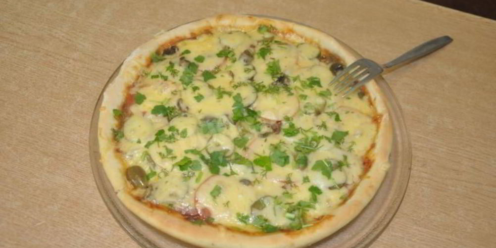 Как приготовить итальянскую тонкую пиццу с ветчиной сыром и грибами