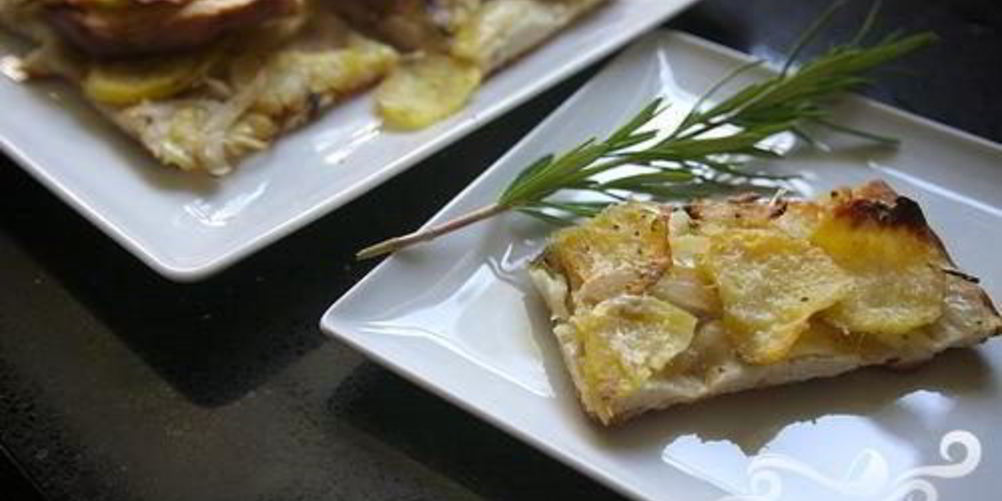 Как приготовить картофельную пиццу с розмарином