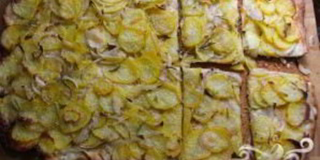 Рецепт картофельной пиццы с розмарином