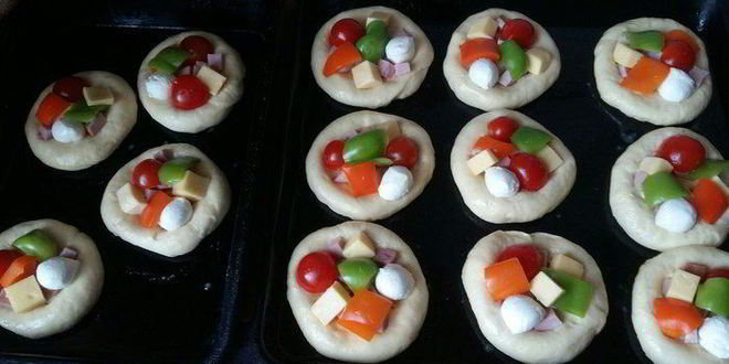 Рецепт мини-пицц крошки