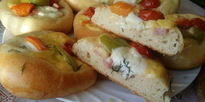 Рецепт мини-пицц крошки