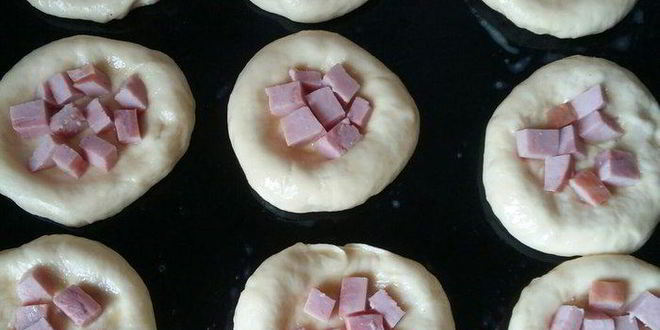 Рецепт мини-пицц крошки