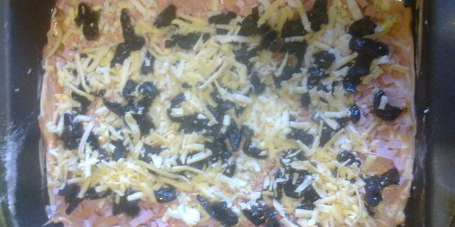 Рецепт пиццы из слоеного теста с грибами